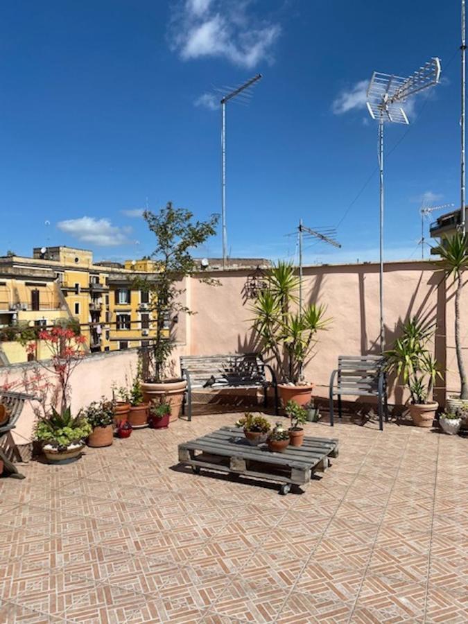 רומא Panoramic Castle Apt Trastevere מראה חיצוני תמונה