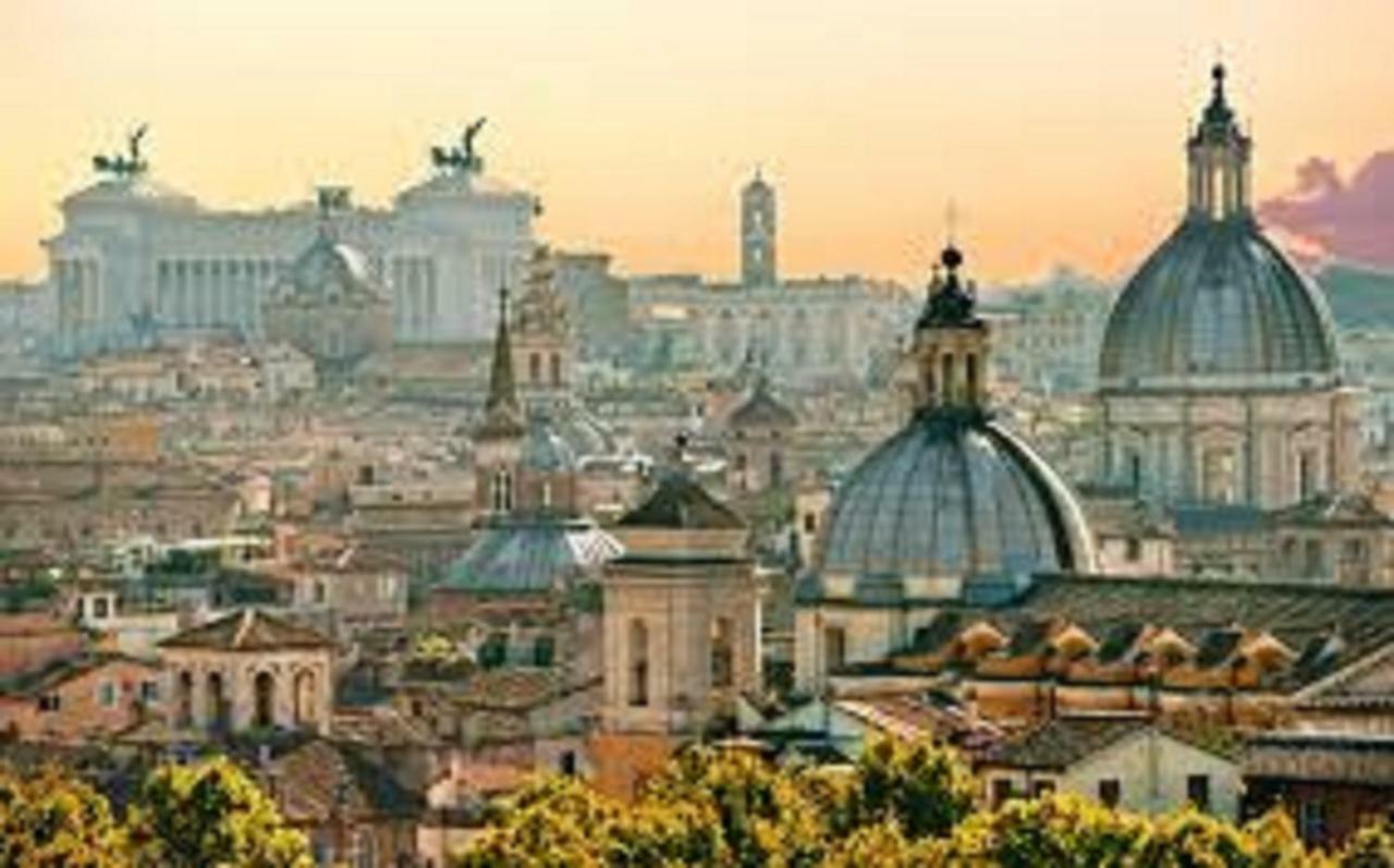 רומא Panoramic Castle Apt Trastevere מראה חיצוני תמונה