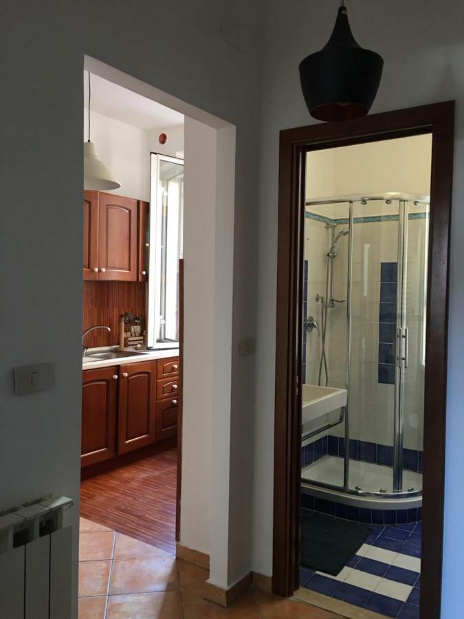 רומא Panoramic Castle Apt Trastevere מראה חיצוני תמונה