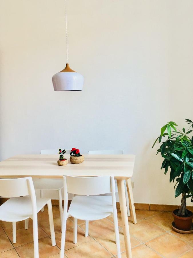 רומא Panoramic Castle Apt Trastevere מראה חיצוני תמונה