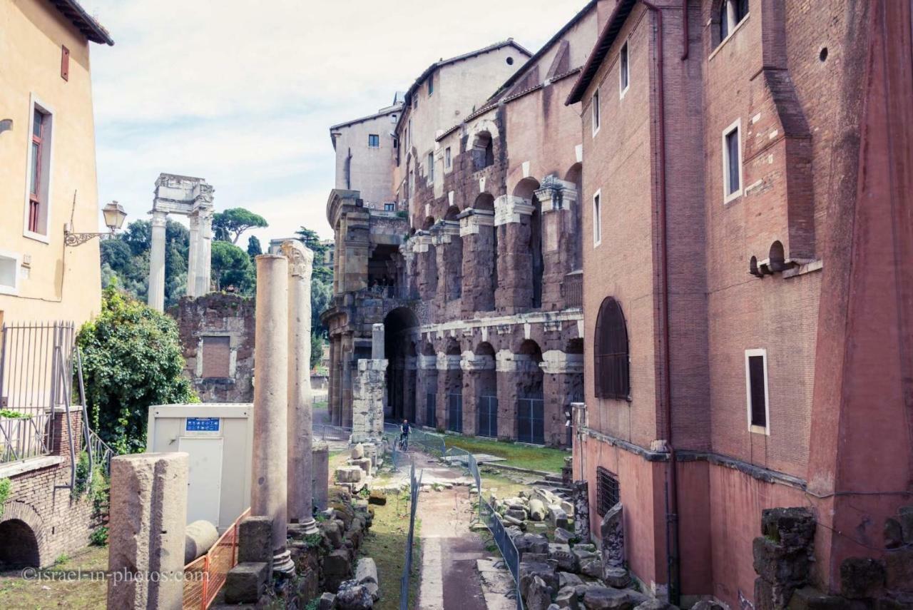 רומא Panoramic Castle Apt Trastevere מראה חיצוני תמונה